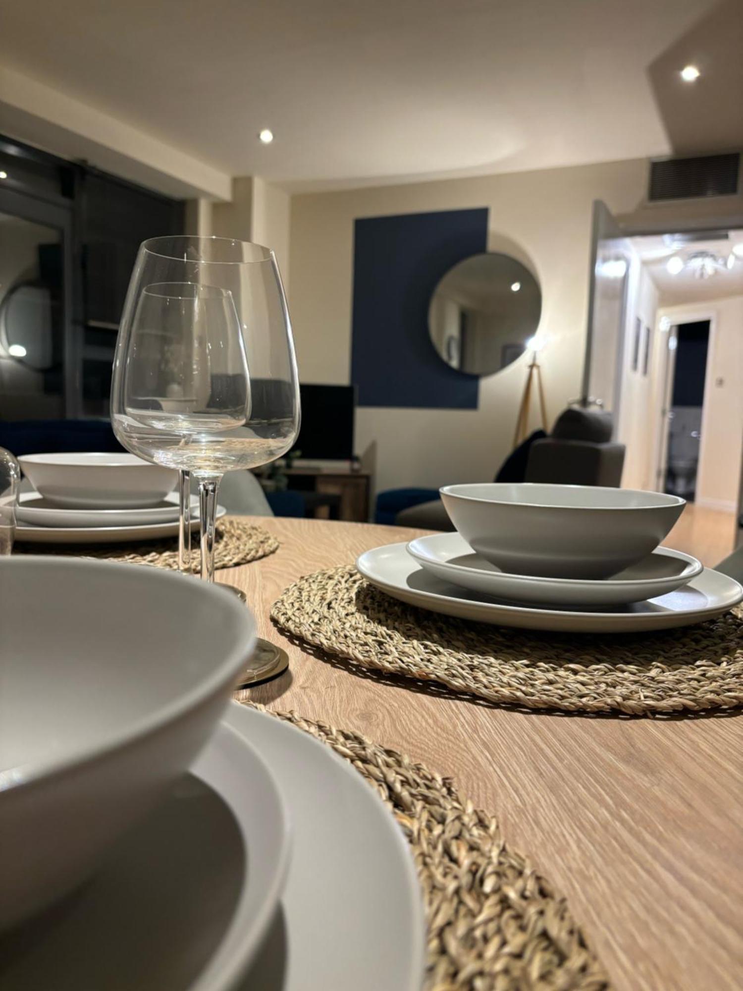 Modern 2 Bdr Flat In Nottingham City Centre With Free Parking Exterior photo