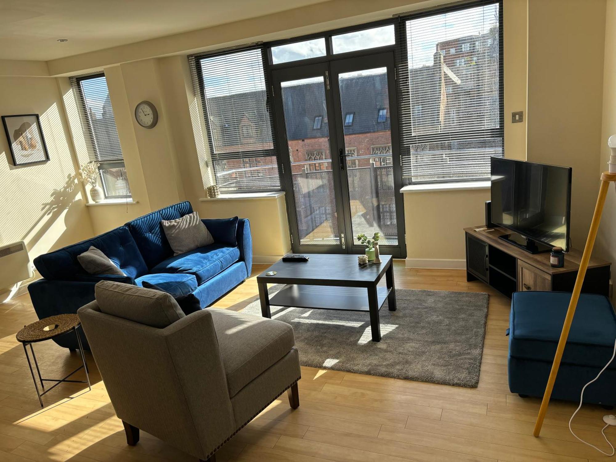 Modern 2 Bdr Flat In Nottingham City Centre With Free Parking Exterior photo